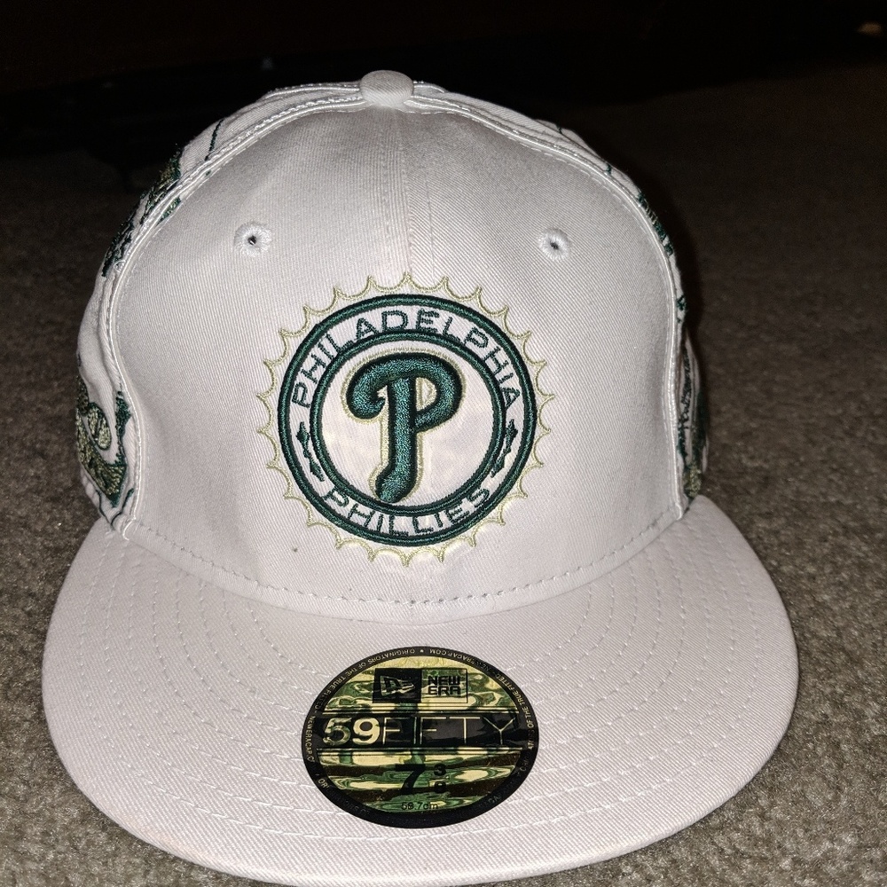 Philadelphia Phillies Fitted Hat